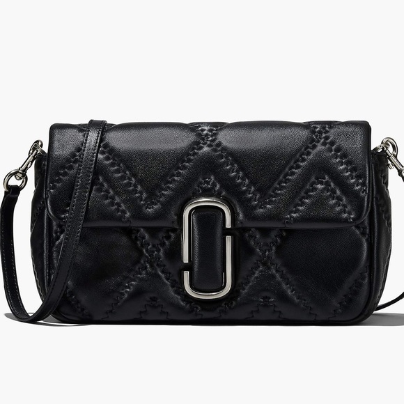 Marc Jacobs Handbags - Marc Jacobs Puffy J bag Large